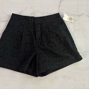 A New Day Shorts Size 2 Black Eyelet